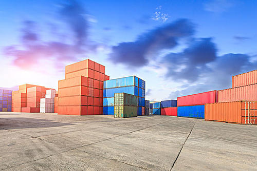 嚴(yán)重性缺箱！多間船運(yùn)公司中斷艙位預(yù)定，船運(yùn)公司征繳新一波附加費(fèi)