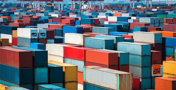 亞馬遜FBA賣家缺貨警惕：美國遇史上最嚴重擁擠，大量貨船堵到海港外！