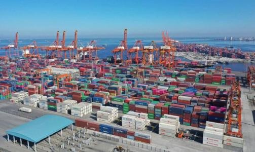 美國港口重現“海上大堵車”